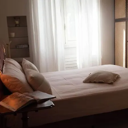アパート Tiziano Apartment-a Spacious For In *
