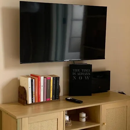 Tiziano Apartment-a Spacious For In アパート ローマ