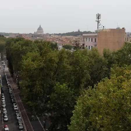 Tiziano Apartment-a Spacious For In
