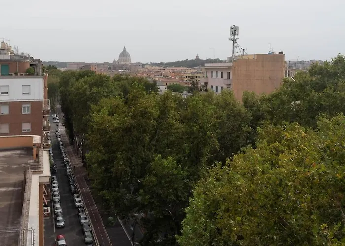Tiziano Apartment-a Spacious For In