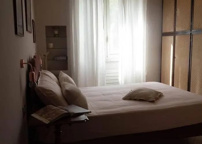 Tiziano Apartment-a Spacious For In Daire Roma