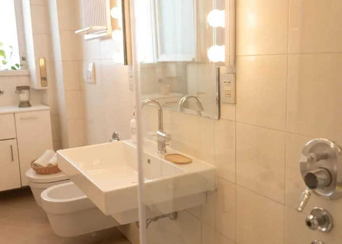 Tiziano Apartment-a Spacious For In * Roma