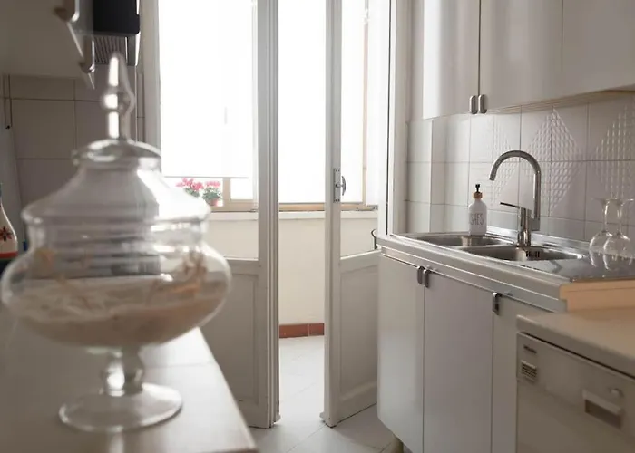 Tiziano Apartment-a Spacious For In Daire