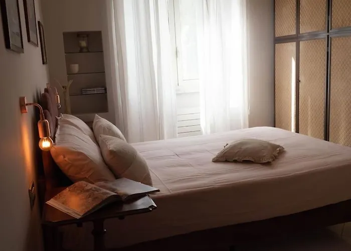 Daire Tiziano Apartment-a Spacious For In *
