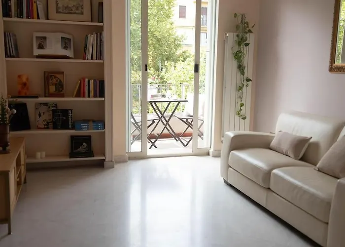 Tiziano Apartment-a Spacious For In Roma
